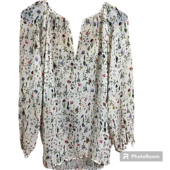 ZARA Basic White Floral Blouse Size Medium - Picture 4 of 5